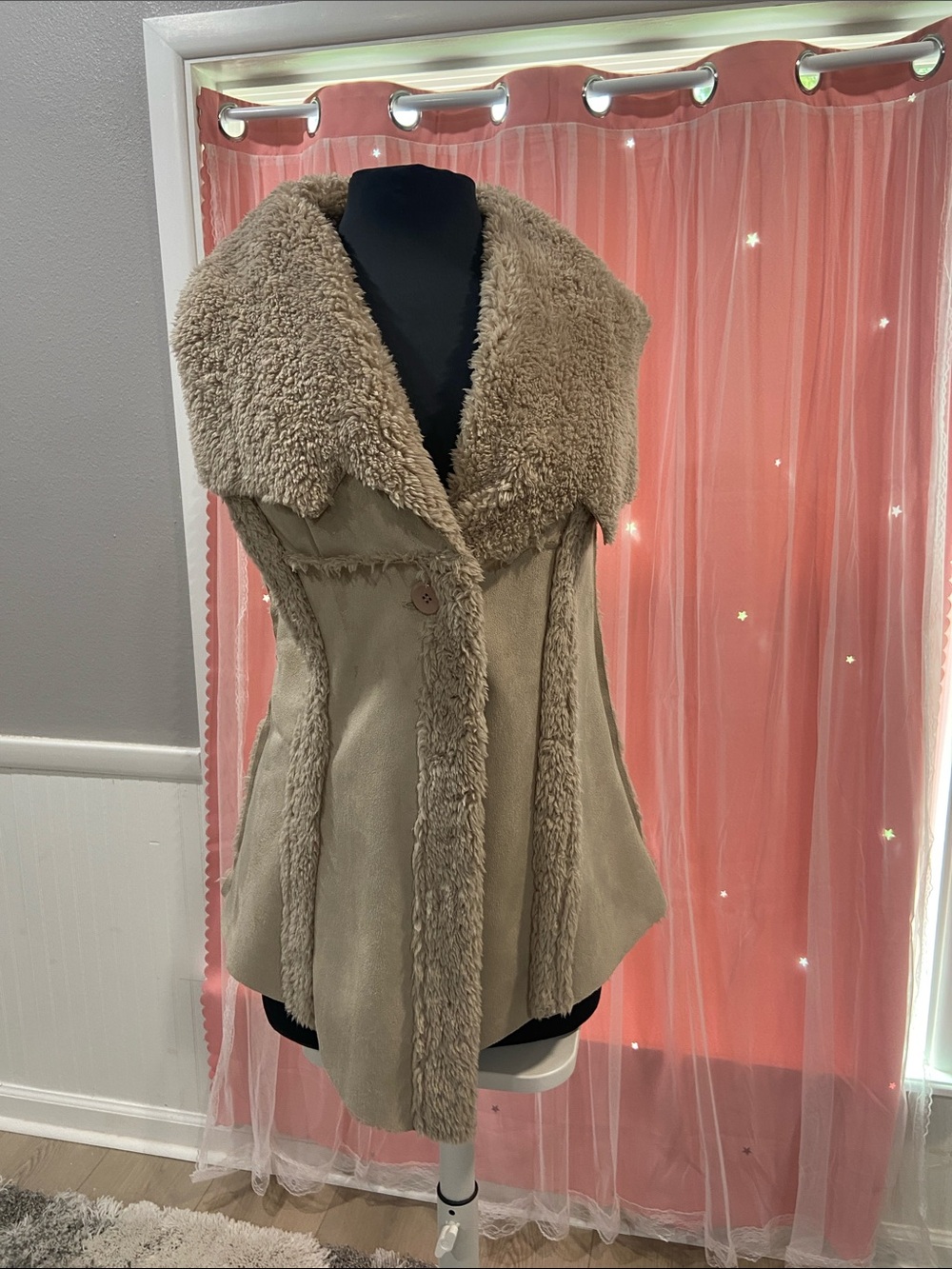 Dolce Cabo Taupe Faux-Shearling Coatigan with Oversized Collar size M